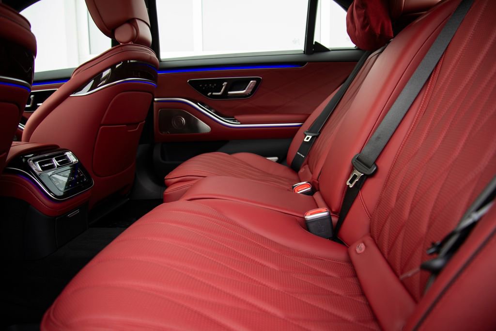 New 2026 Mercedes-Benz S 63 AMG S image 13