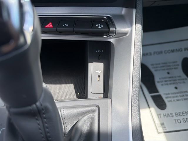 Used 2025 Audi Q3 2.0T Premium image 20