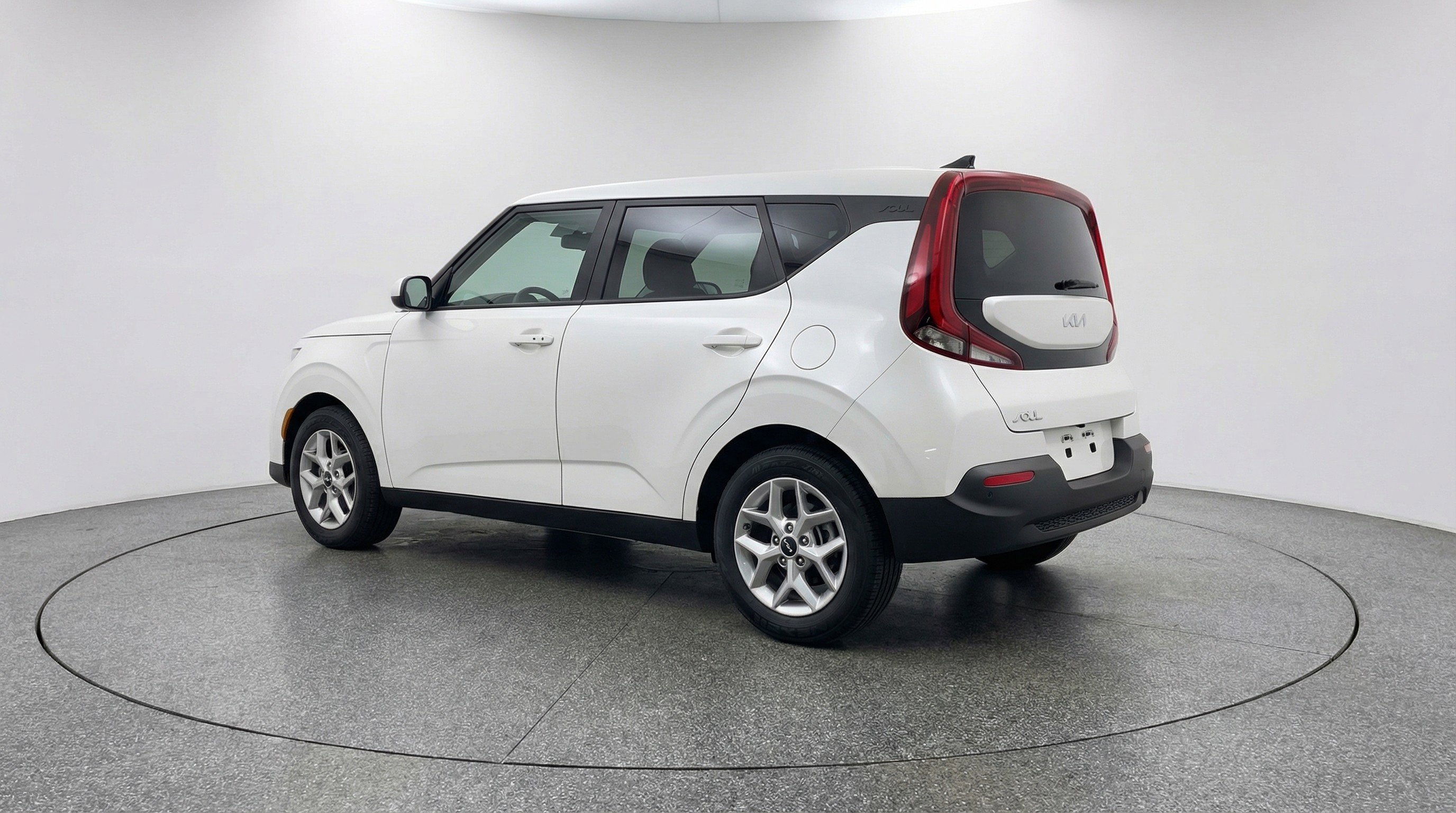 Used 2025 Kia Soul LX w/ LX Technology Package image 6