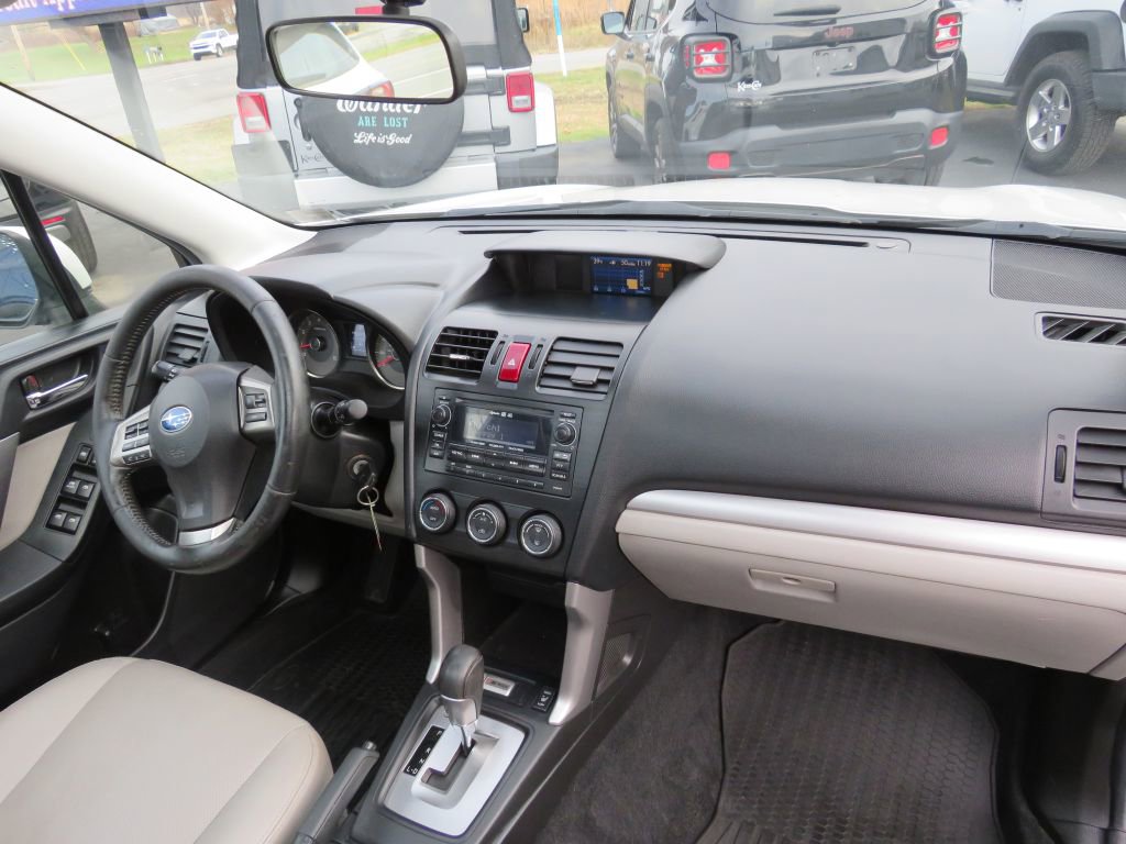 Used 2014 Subaru Forester 2.5i Limited image 35