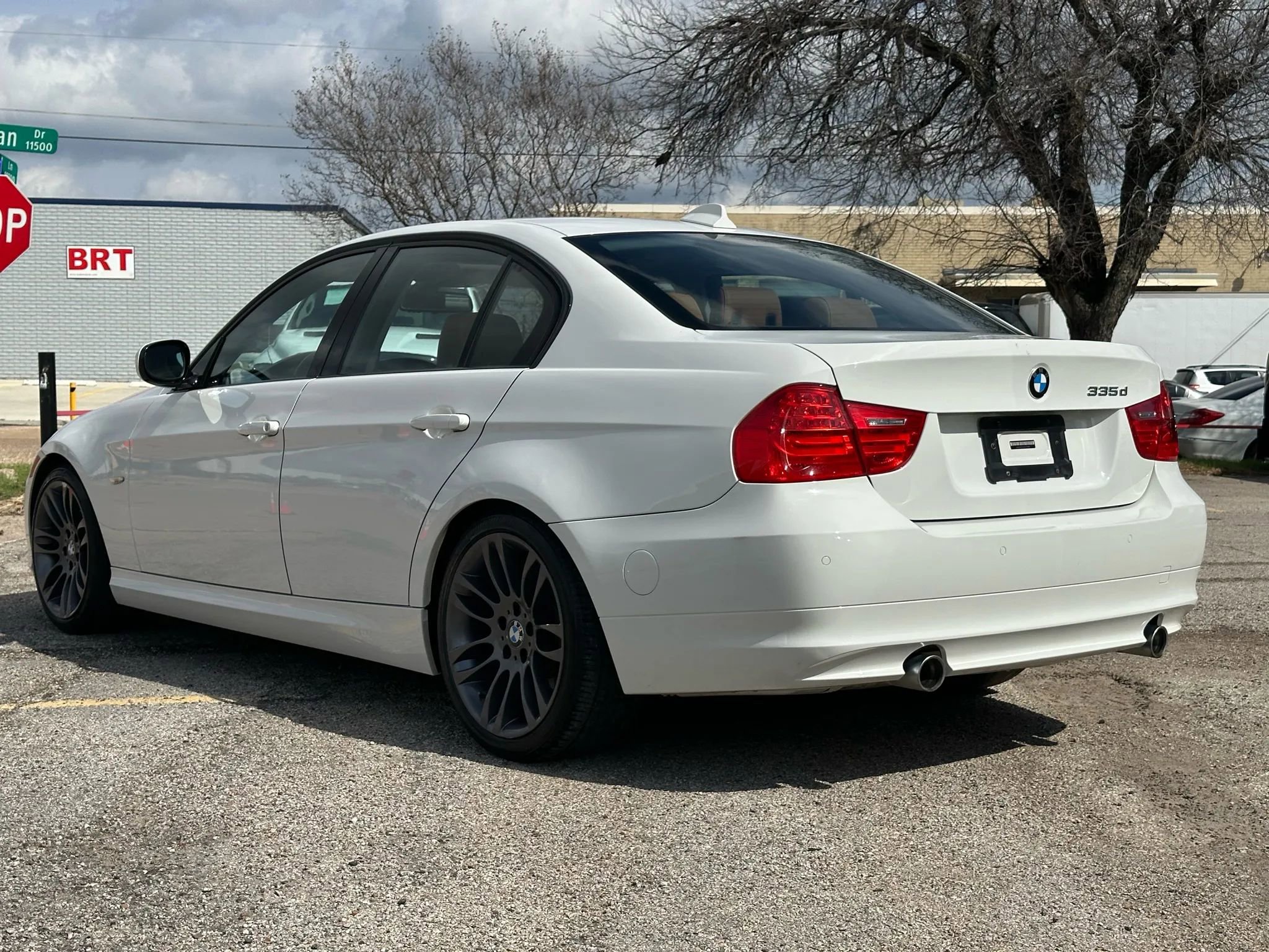 Used 2010 BMW 335d Sedan image 4