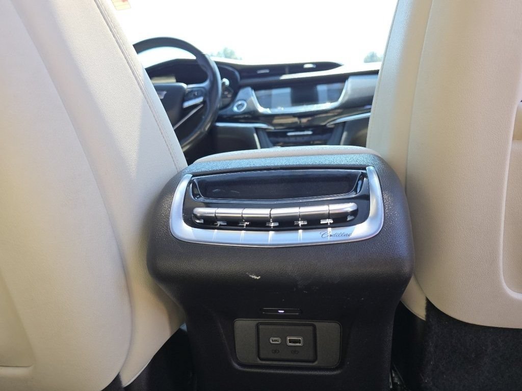 Certified 2021 Cadillac XT6 Sport AWD/4WD image 28