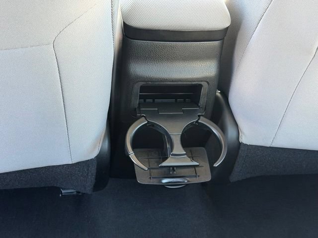 Used 2014 Toyota Corolla LE FWD image 18