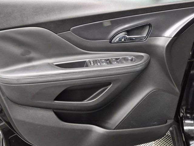 Used 2022 Buick Encore Preferred w/ Safety Package image 16