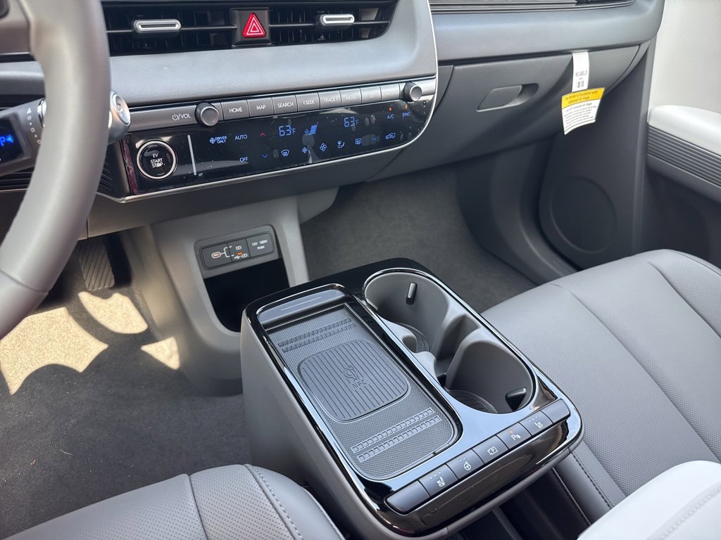 New 2025 Hyundai Ioniq 5 SEL image 32