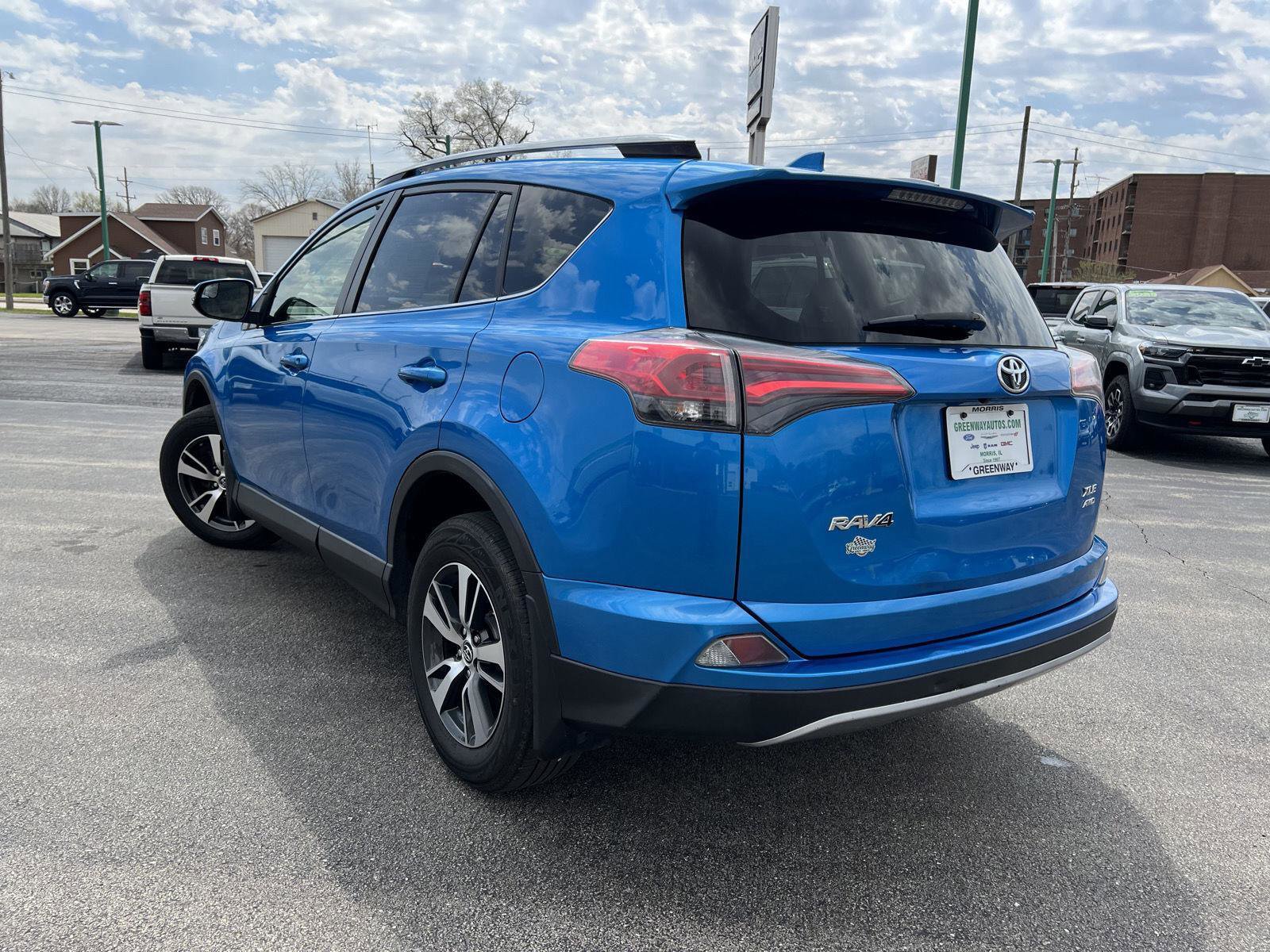 Used 2017 Toyota RAV4 XLE w/ Plus Special Value Package image 9