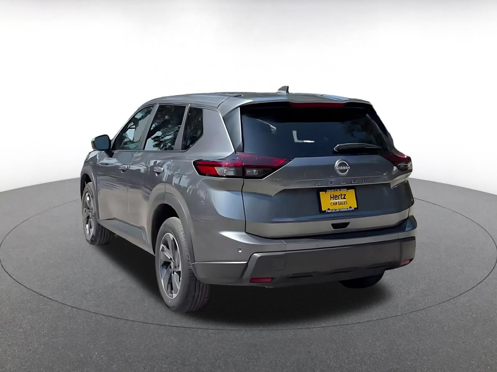 Used 2025 Nissan Rogue SV FWD image 11