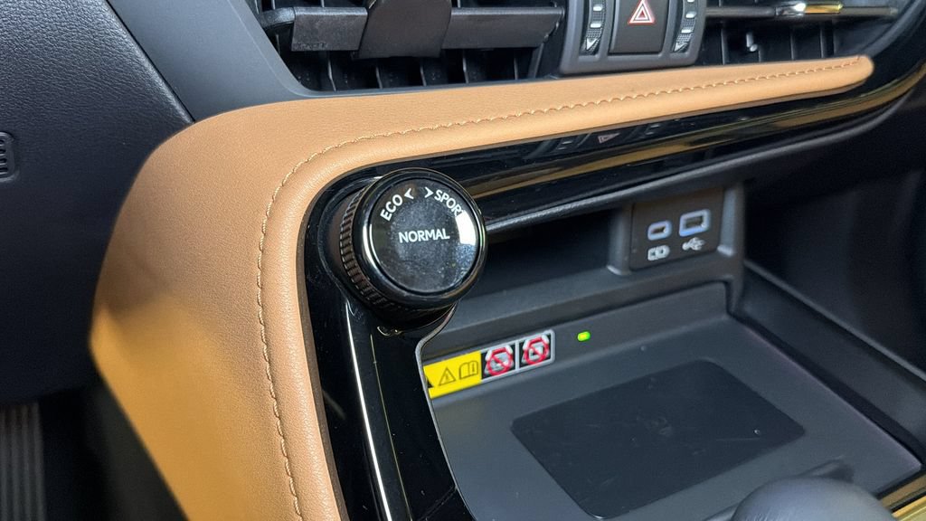 Certified 2022 Lexus NX 350h AWD image 30