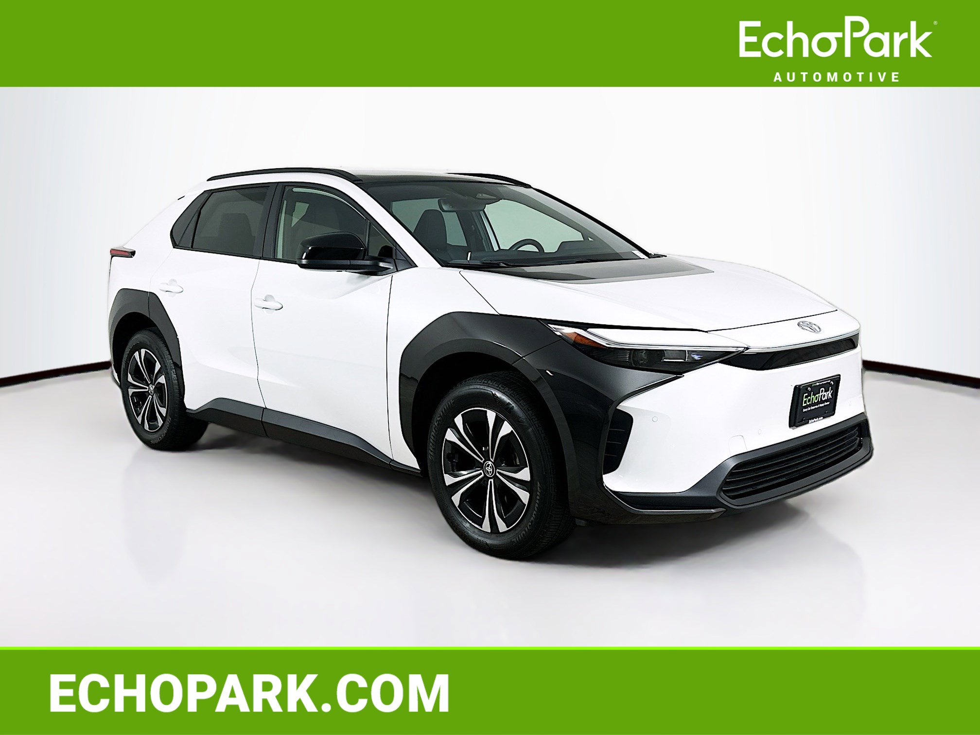 Used 2023 Toyota bZ4X XLE w/ Weather Package FWD image 1