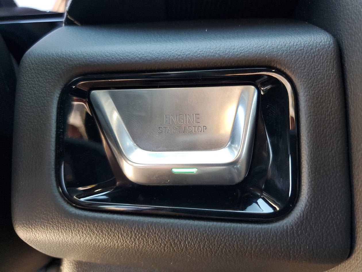 New 2026 GMC Yukon XL Elevation AWD/4WD image 24