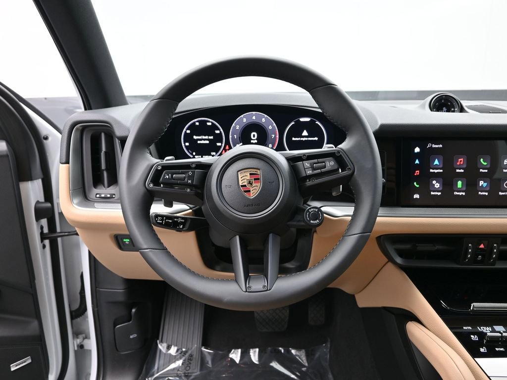 Used 2025 Porsche Cayenne E-Hybrid image 21