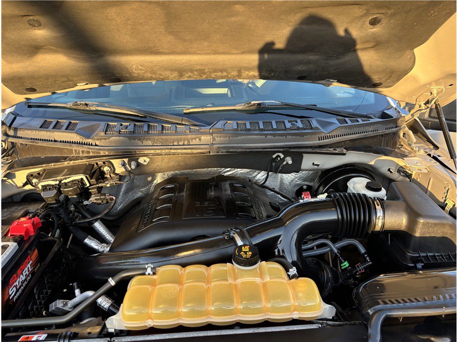 Used 2015 Ford F150 XLT RWD image 16