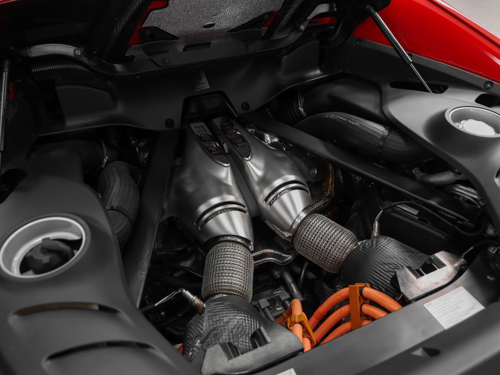 Certified 2022 Ferrari 296 GTB RWD image 22