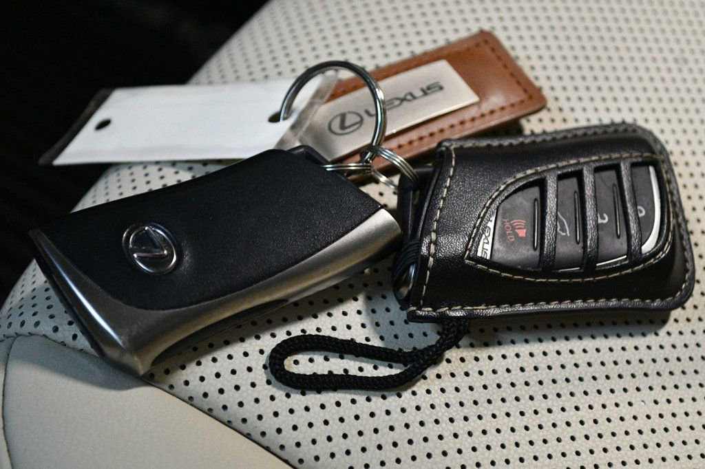 Used 2021 Lexus GX 460 Premium w/ Accessory Package AWD/4WD image 84