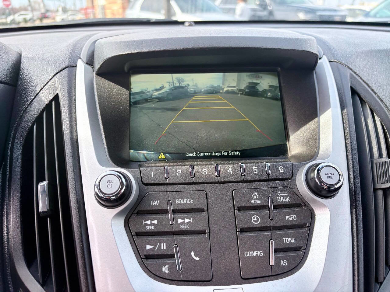 Used 2017 Chevrolet Equinox LS image 16