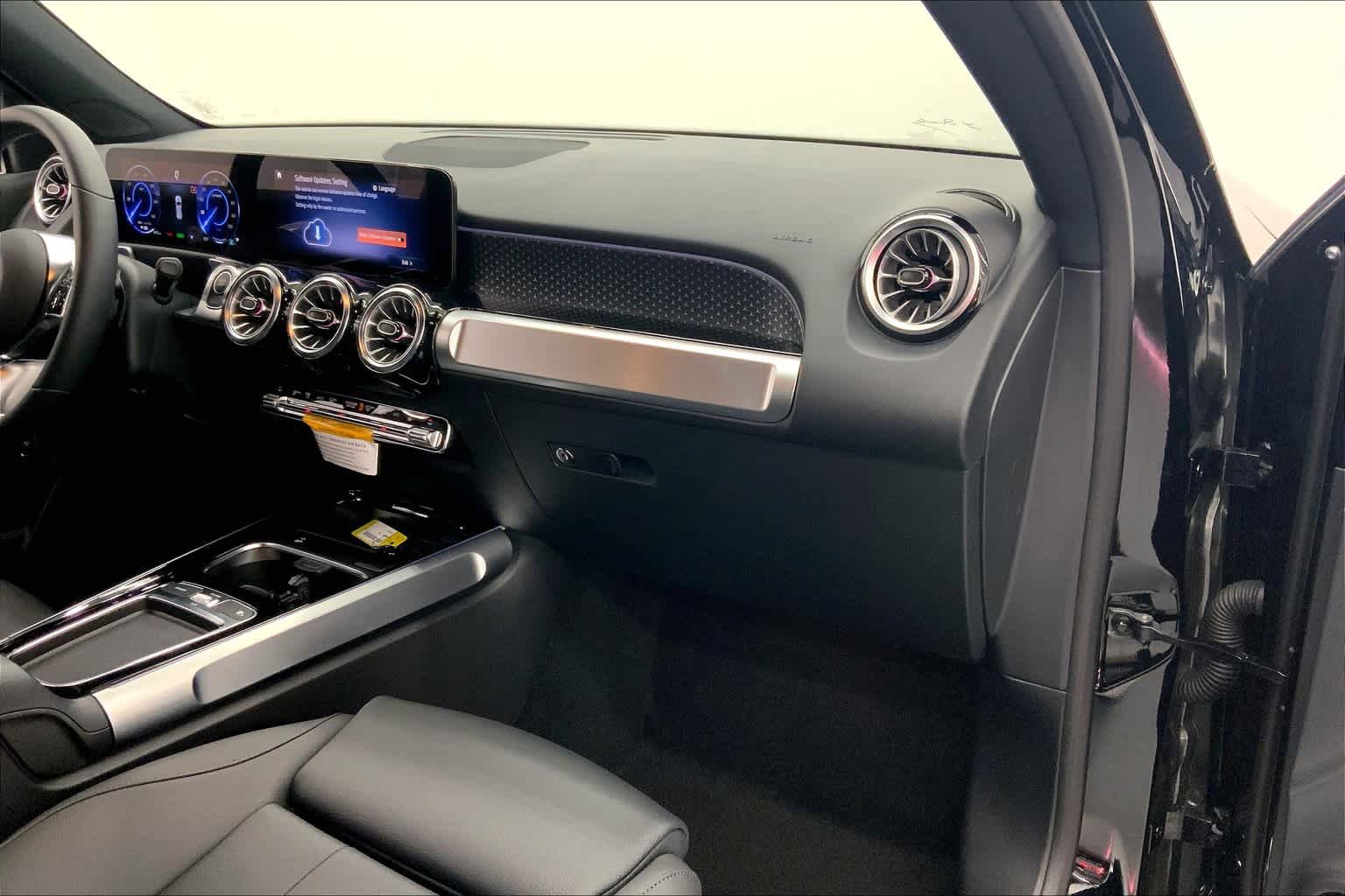Certified 2024 Mercedes-Benz EQB 250+ image 16