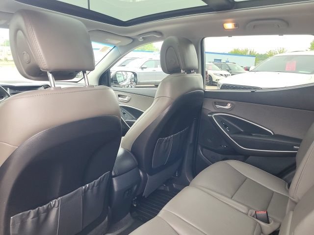 Used 2018 Hyundai Santa Fe Sport w/ 2.4L Tech Package 04 AWD/4WD image 14