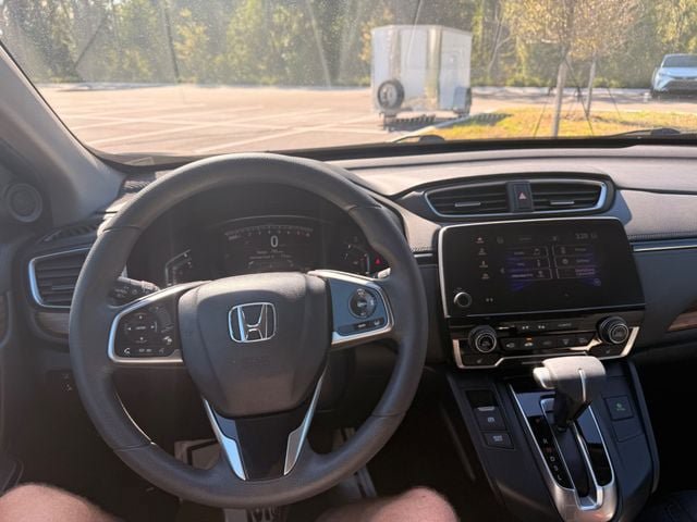 Used 2018 Honda CR-V EX image 2