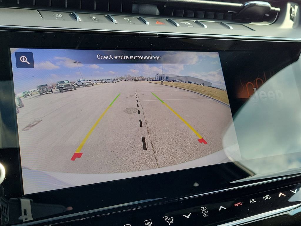 New 2026 Jeep Grand Cherokee Altitude image 31