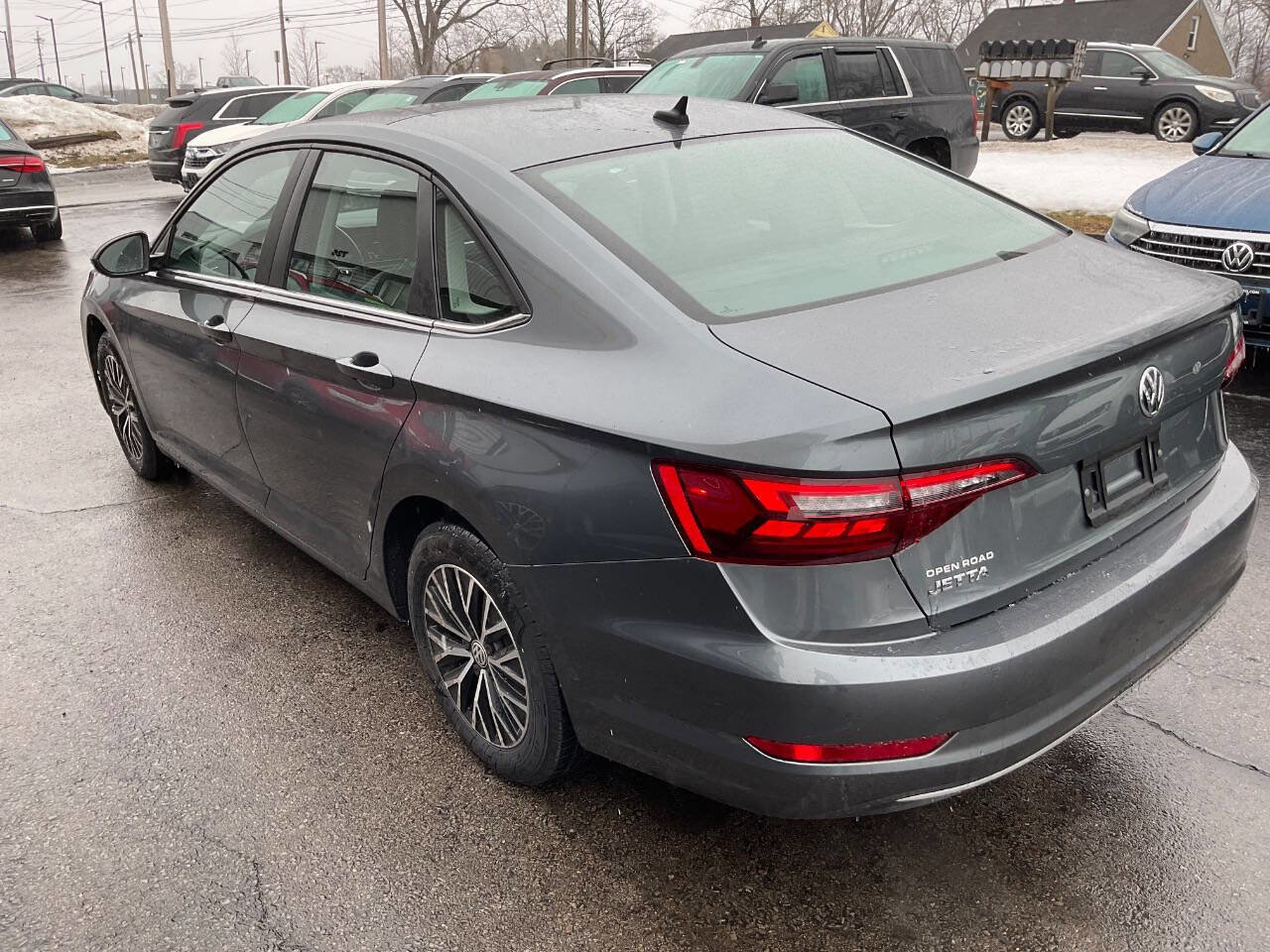 Used 2020 Volkswagen Jetta SE w/ SE Cold Weather Package image 6