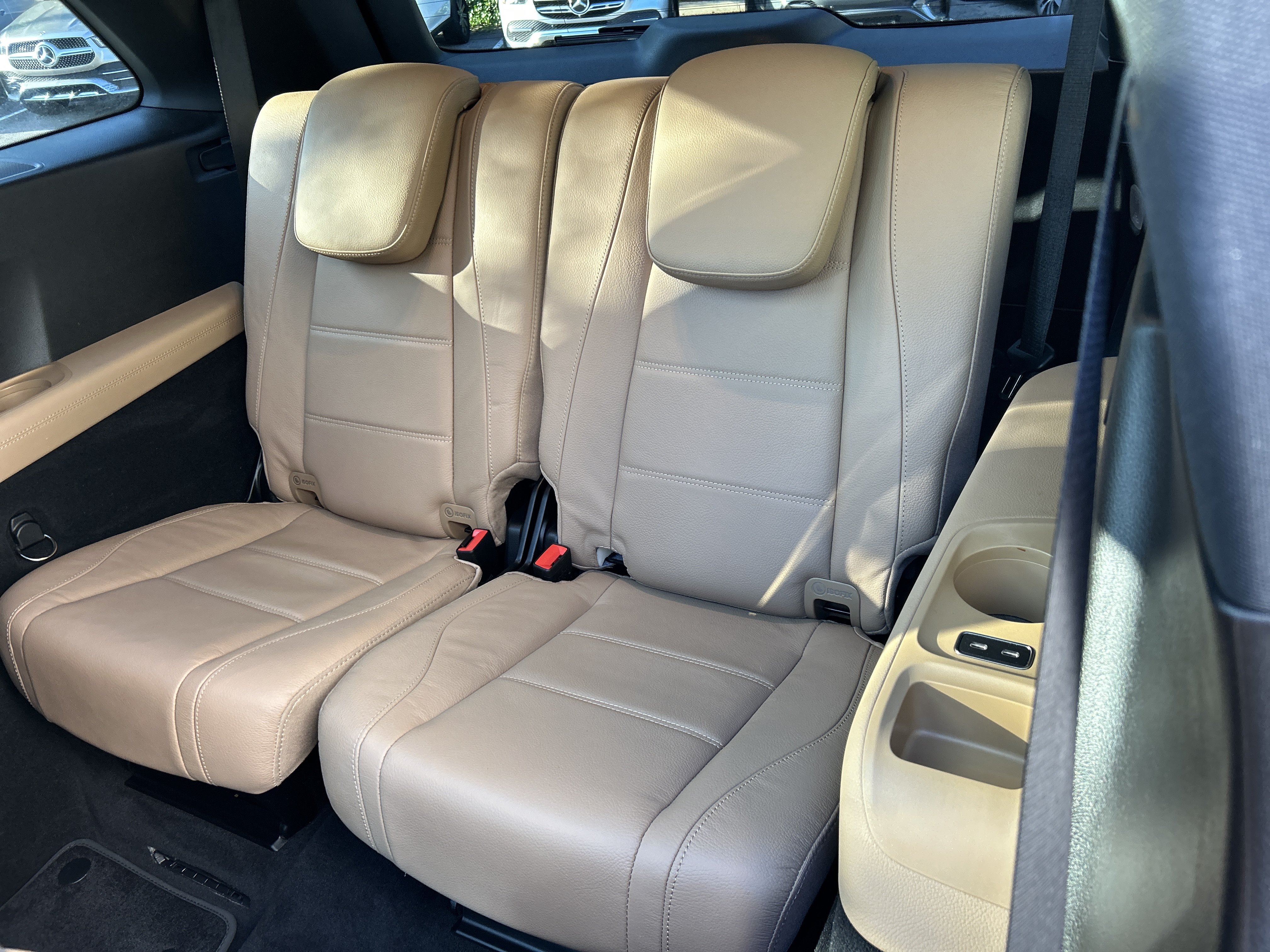 Certified 2024 Mercedes-Benz GLS 450 4MATIC image 44