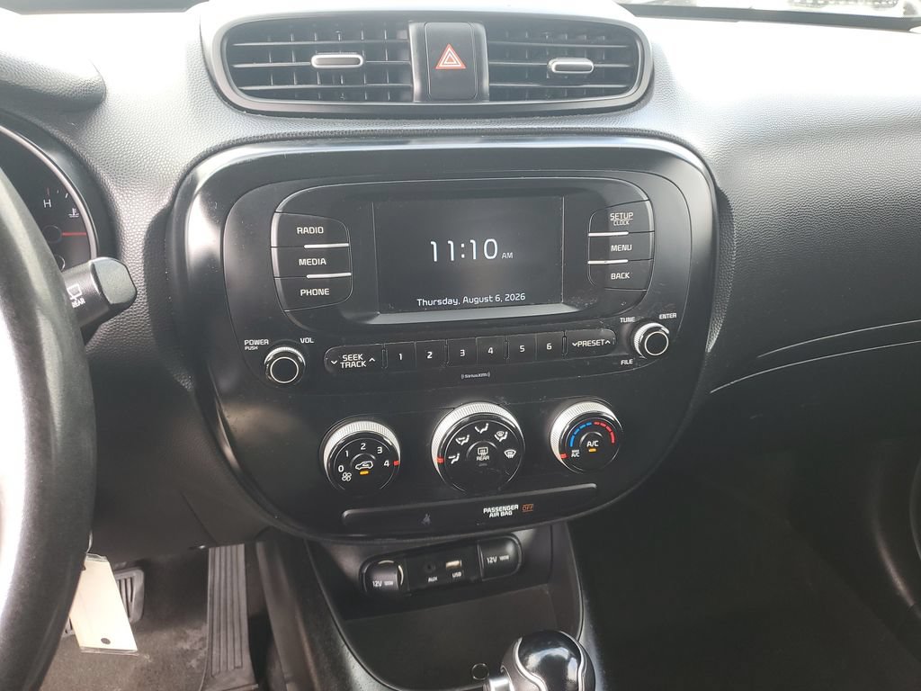 Used 2018 Kia Soul FWD image 16