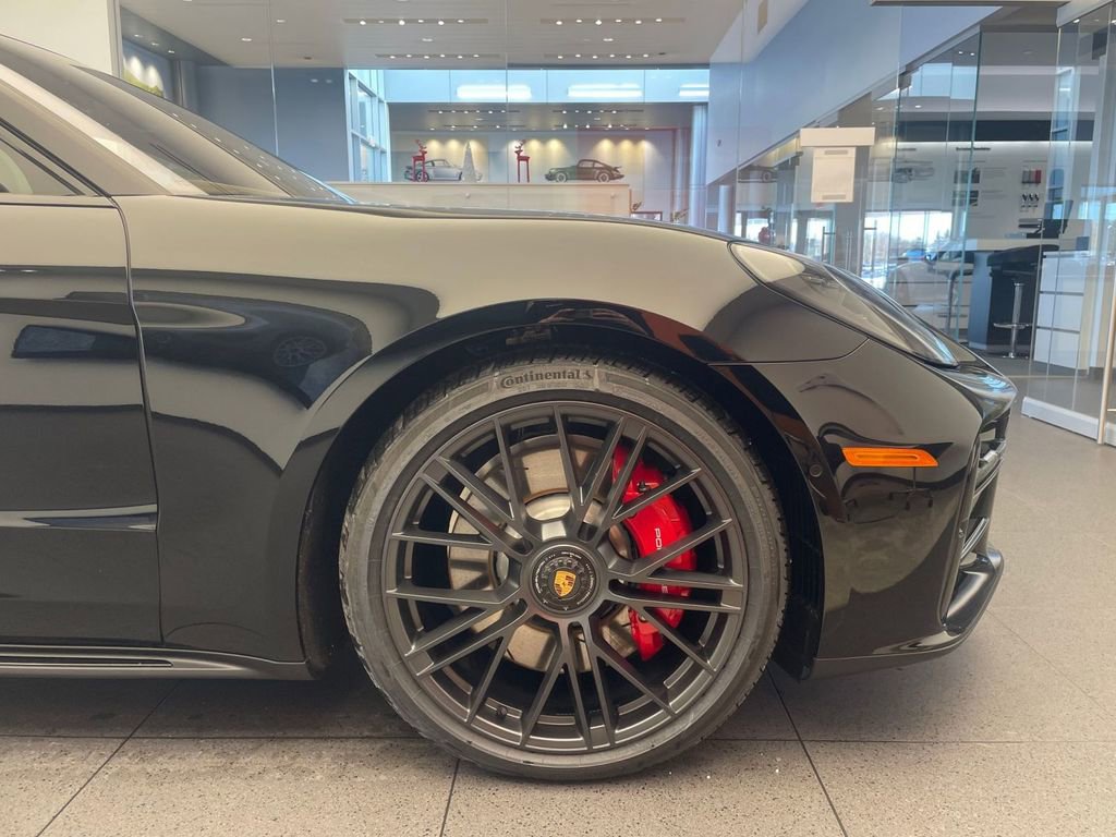 New 2026 Porsche Panamera GTS image 29
