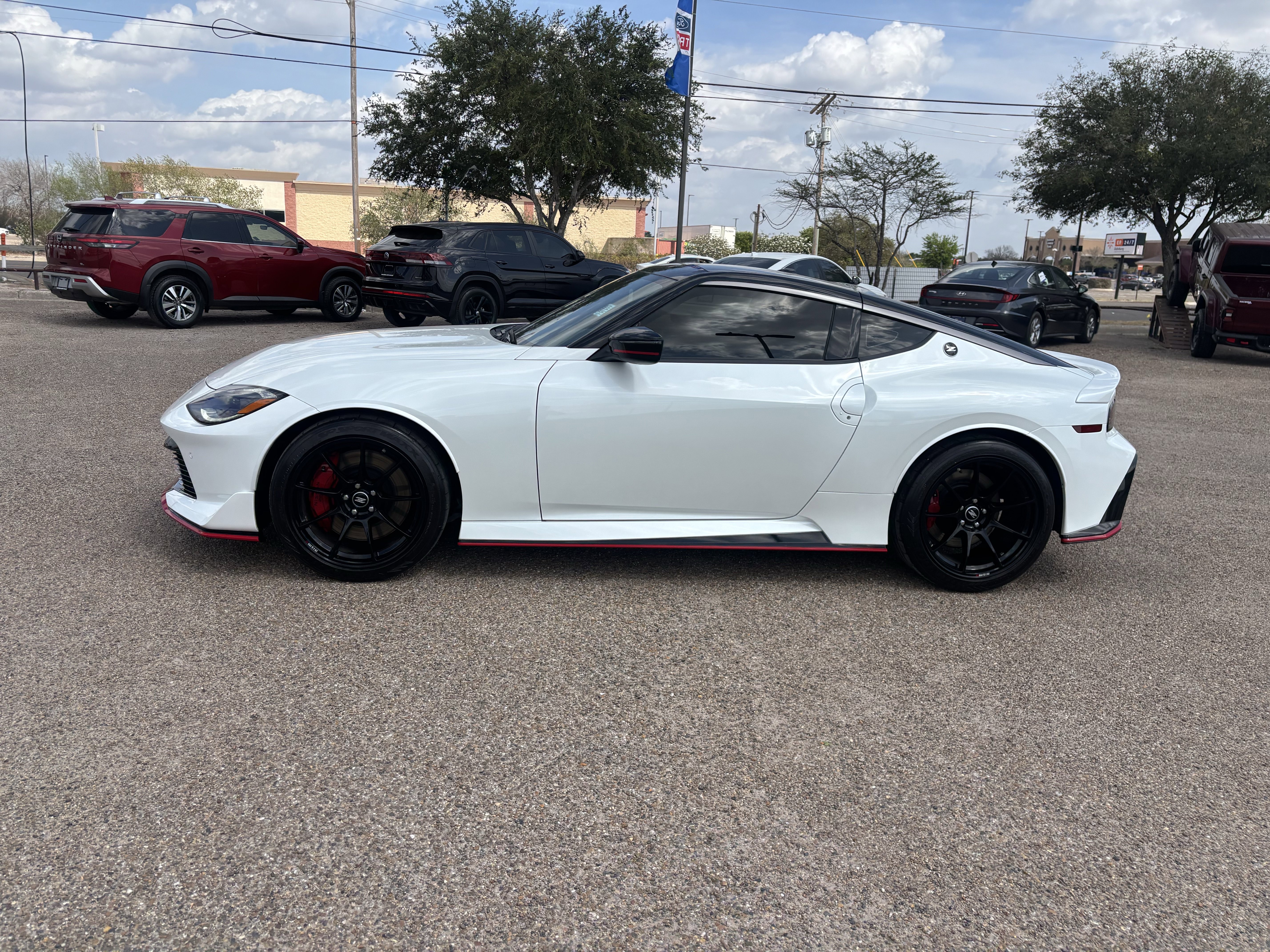 Used 2024 Nissan Z NISMO w/ Floor Mat Package image 2