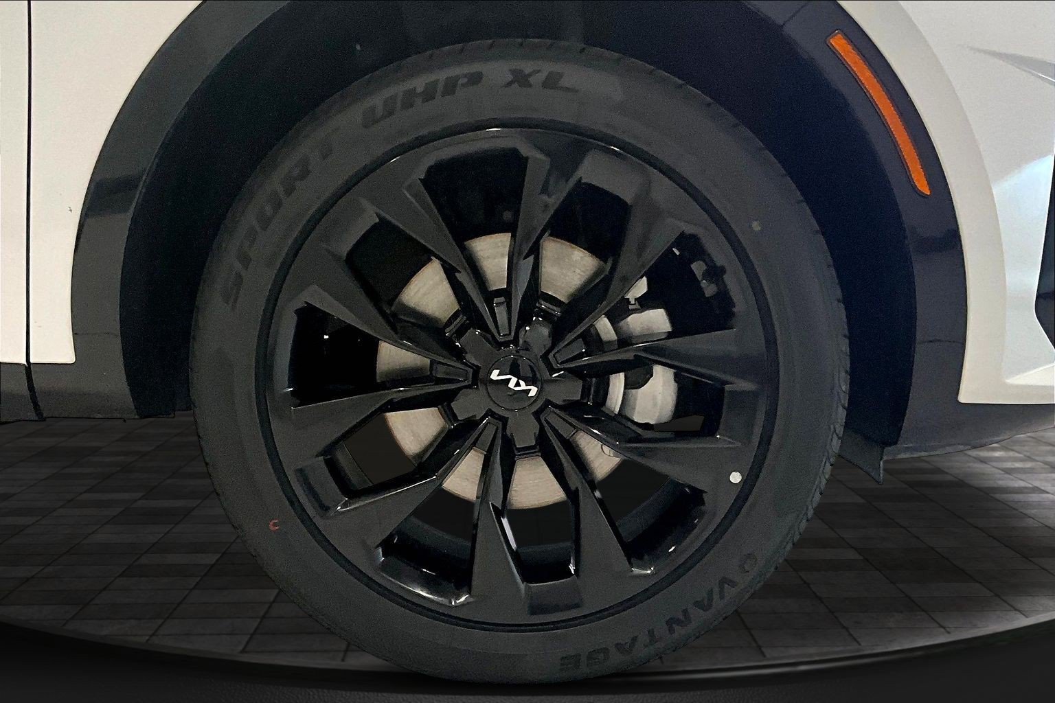 Used 2023 Kia Sorento SX AWD/4WD image 35