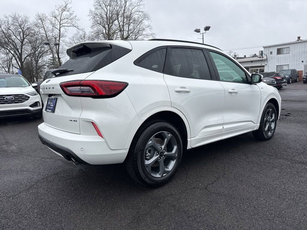 Certified 2024 Ford Escape ST-Line Select w/ Tech Pack #1 image 4