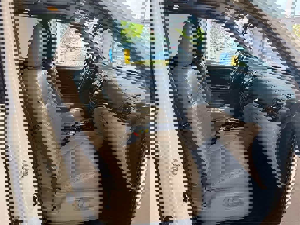 Used 2018 Honda Pilot Elite image 25