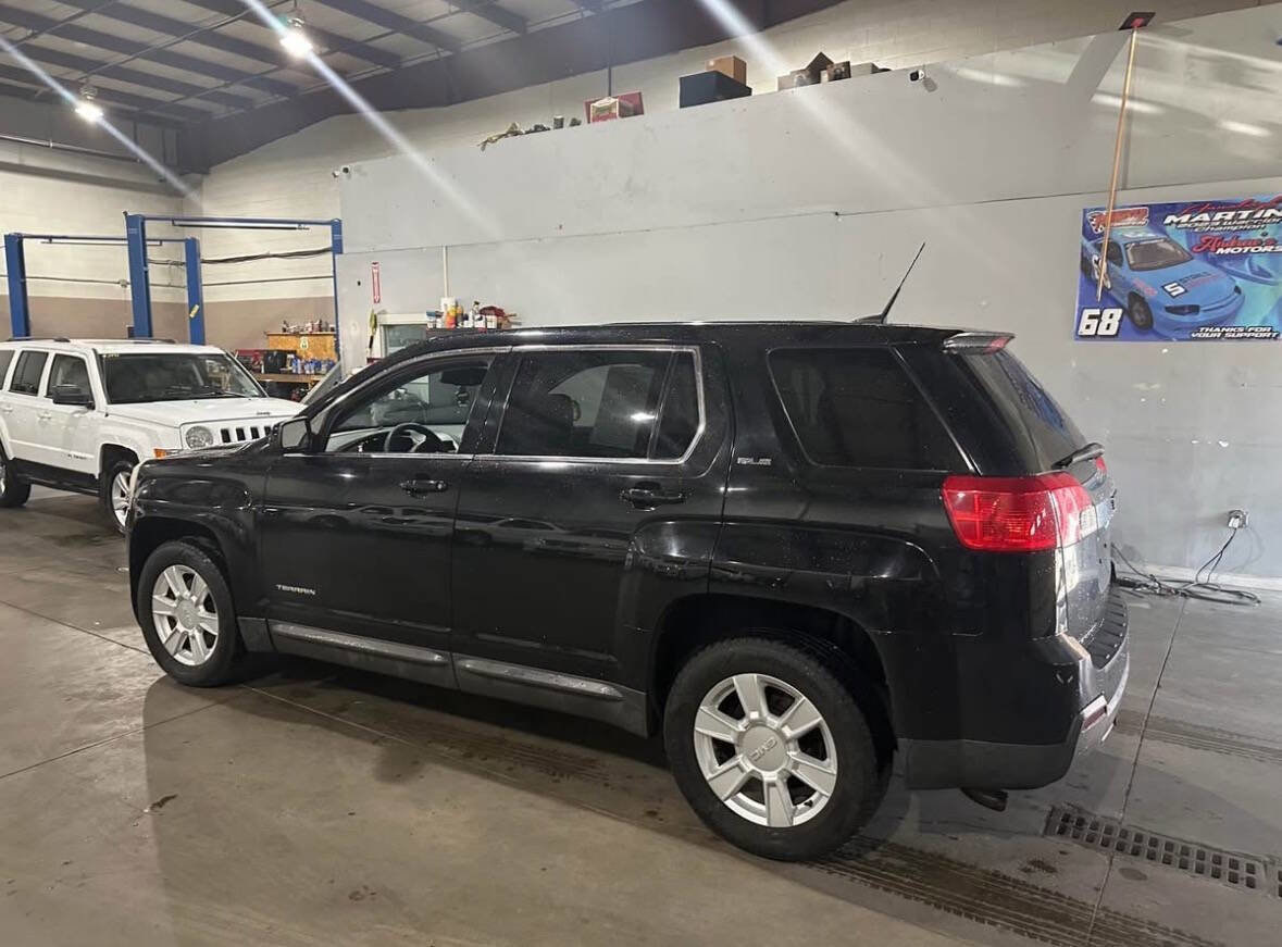 Used 2011 GMC Terrain SLE image 8