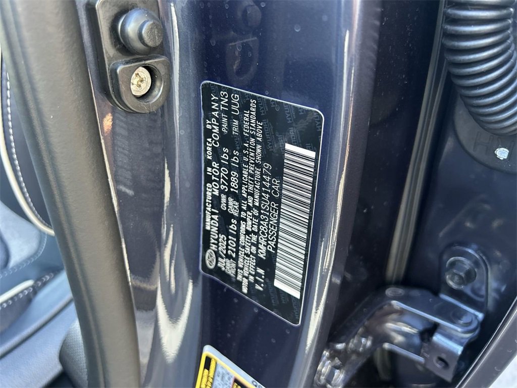 New 2025 Hyundai Venue Limited image 32