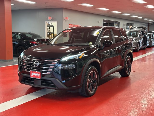 Used 2024 Nissan Rogue SV AWD/4WD image 7