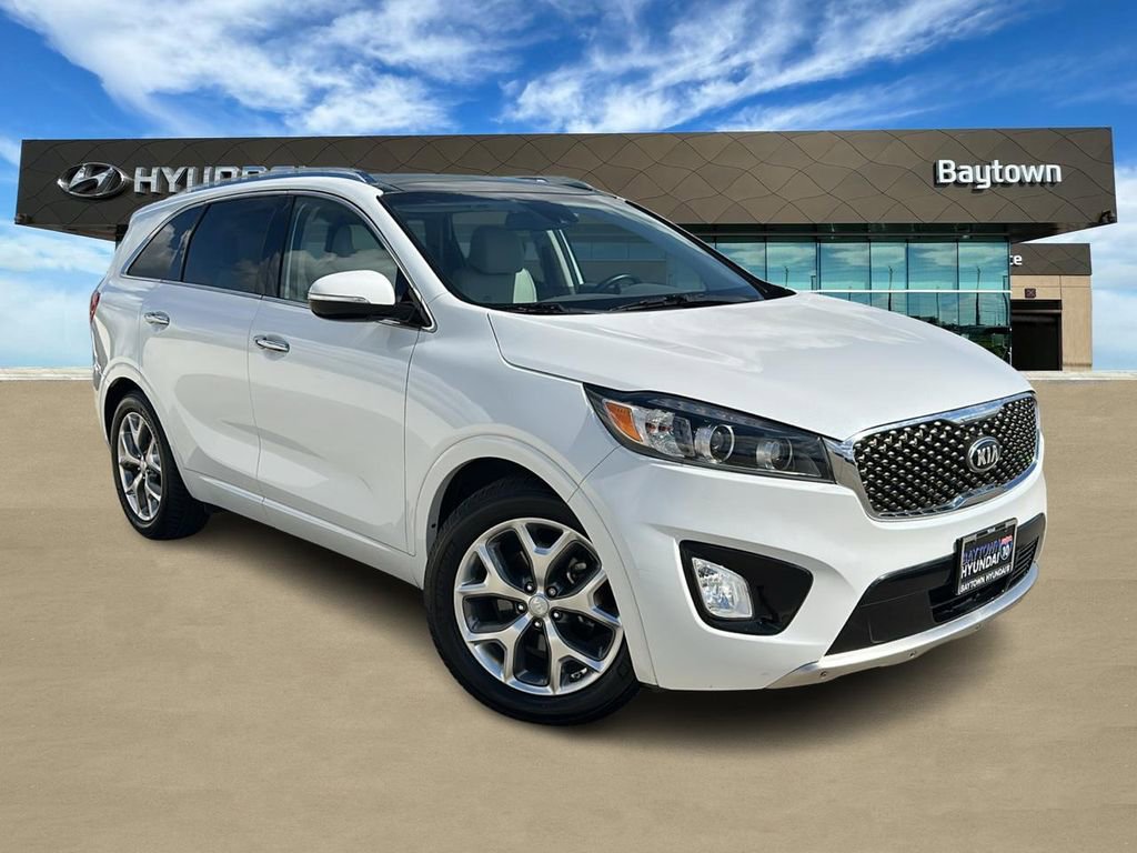 Used 2017 Kia Sorento SX image 1