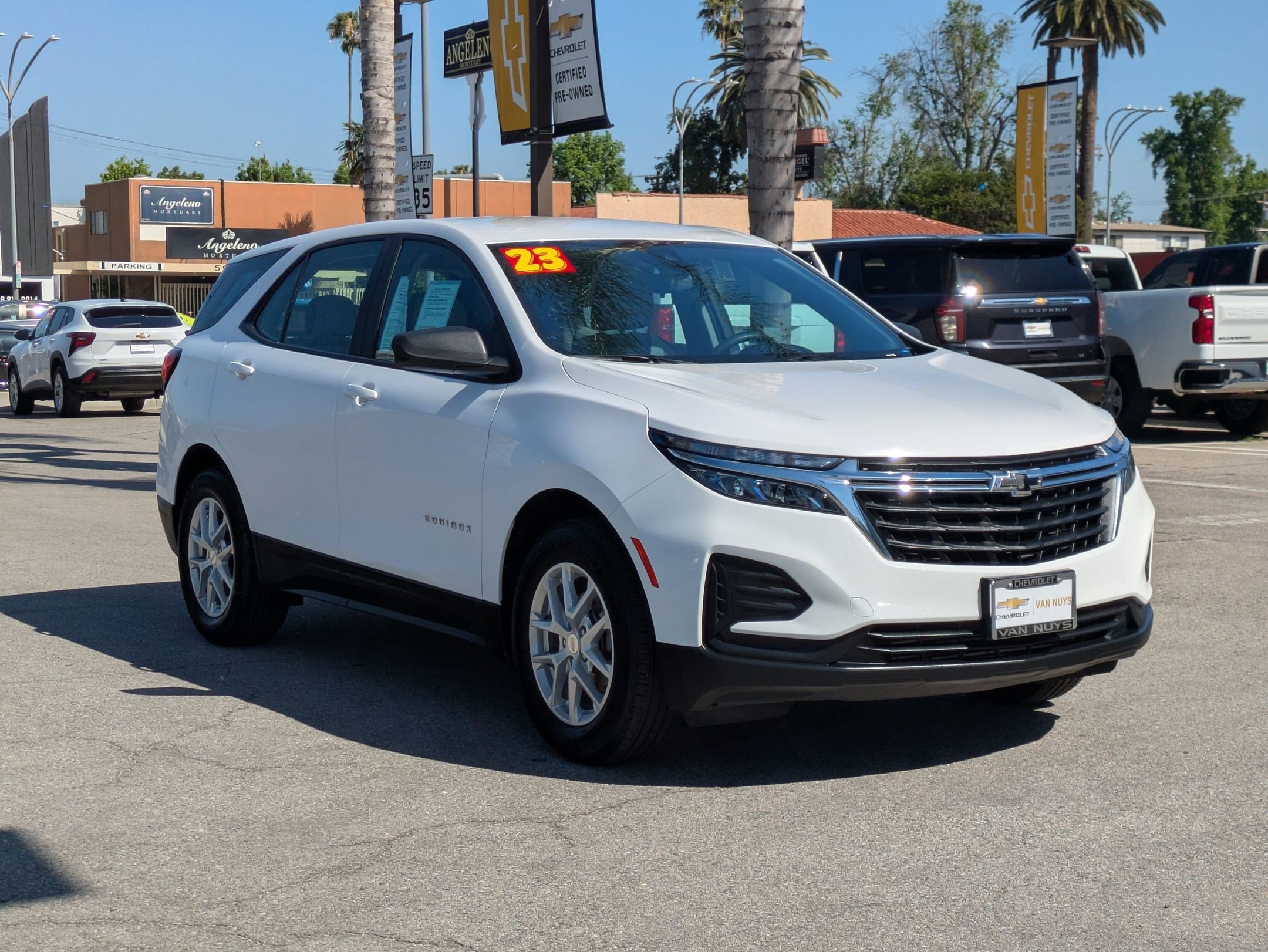 Used 2023 Chevrolet Equinox LS w/ LPO, Cargo Package image 2