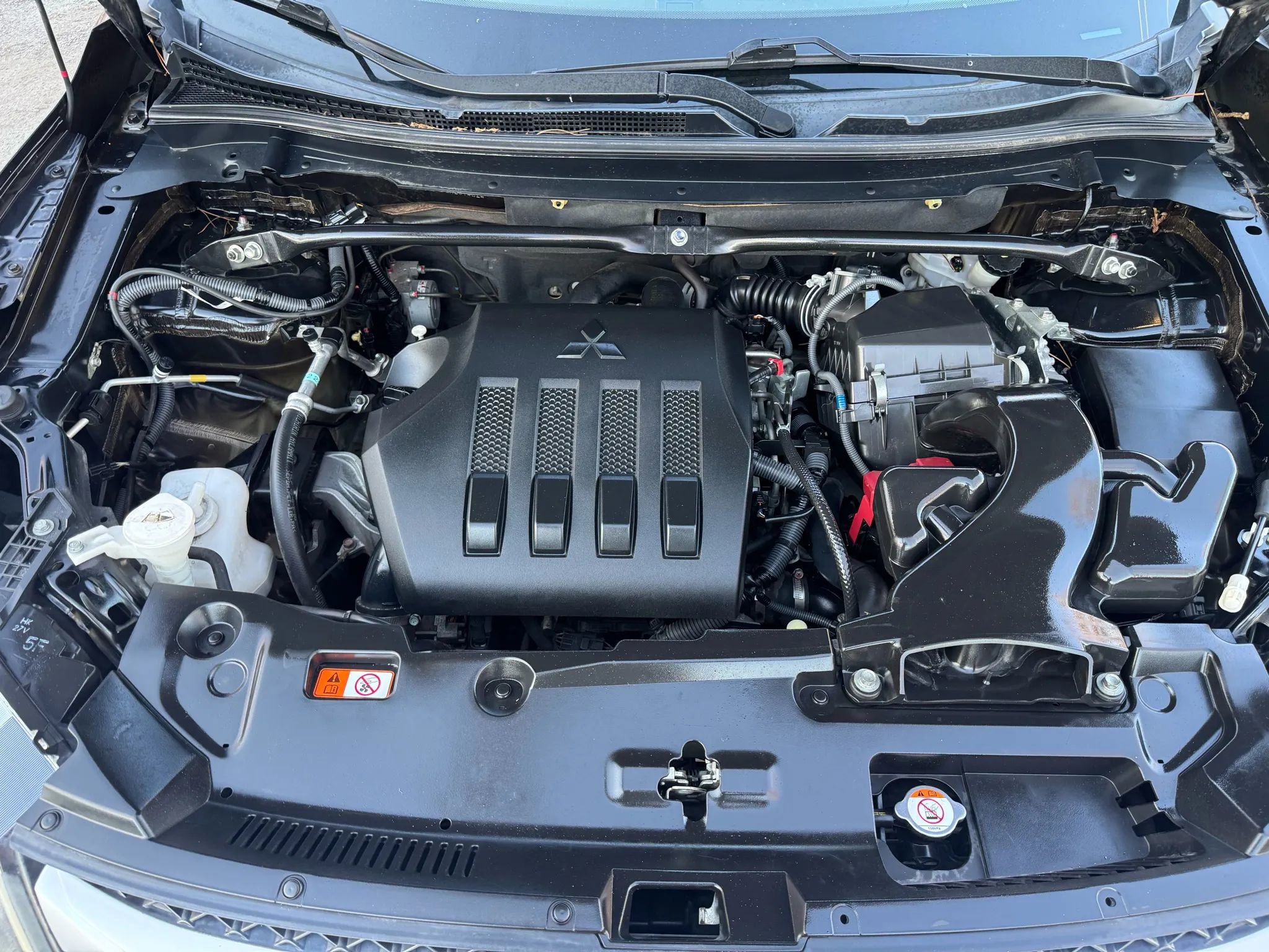Used 2019 Mitsubishi Eclipse Cross ES FWD image 23