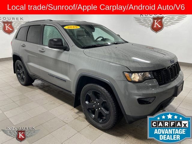 Used 2019 Jeep Grand Cherokee Laredo AWD/4WD image 1