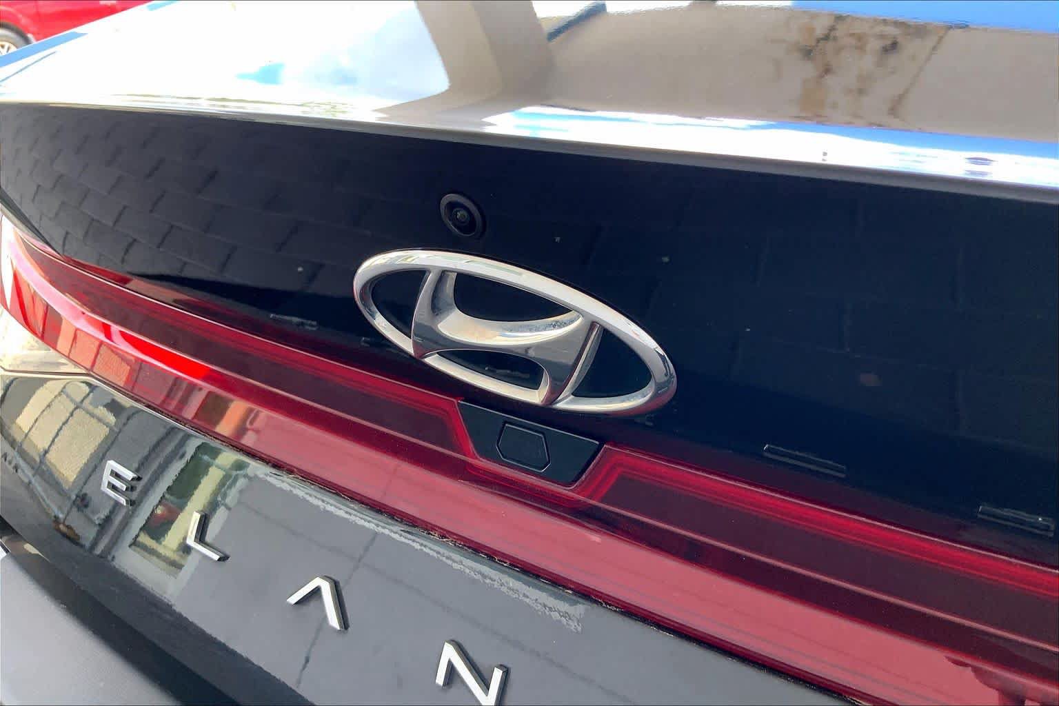 Used 2023 Hyundai Elantra SEL w/ Convenience Package FWD image 33