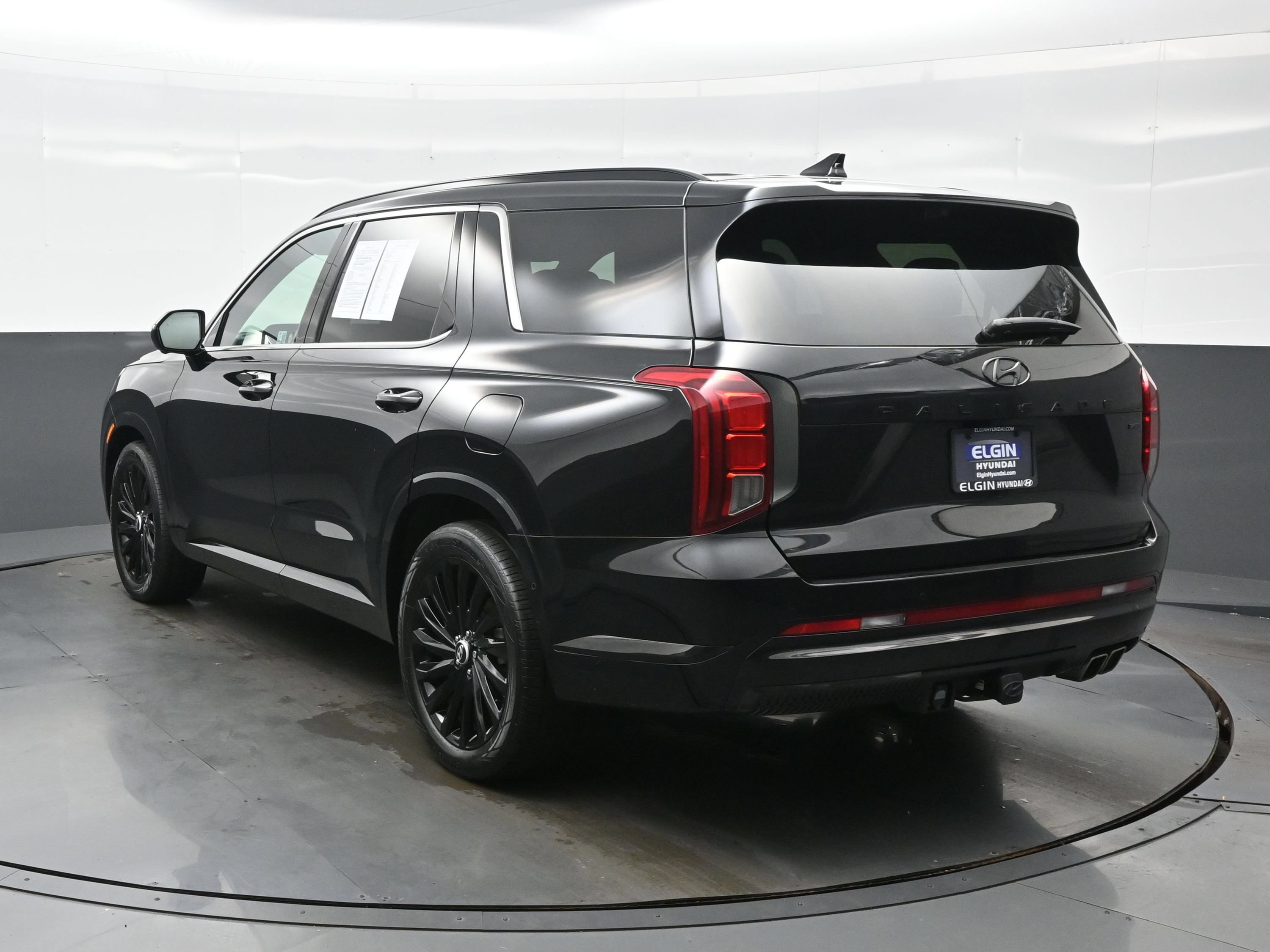 Used 2024 Hyundai Palisade Calligraphy AWD/4WD image 4
