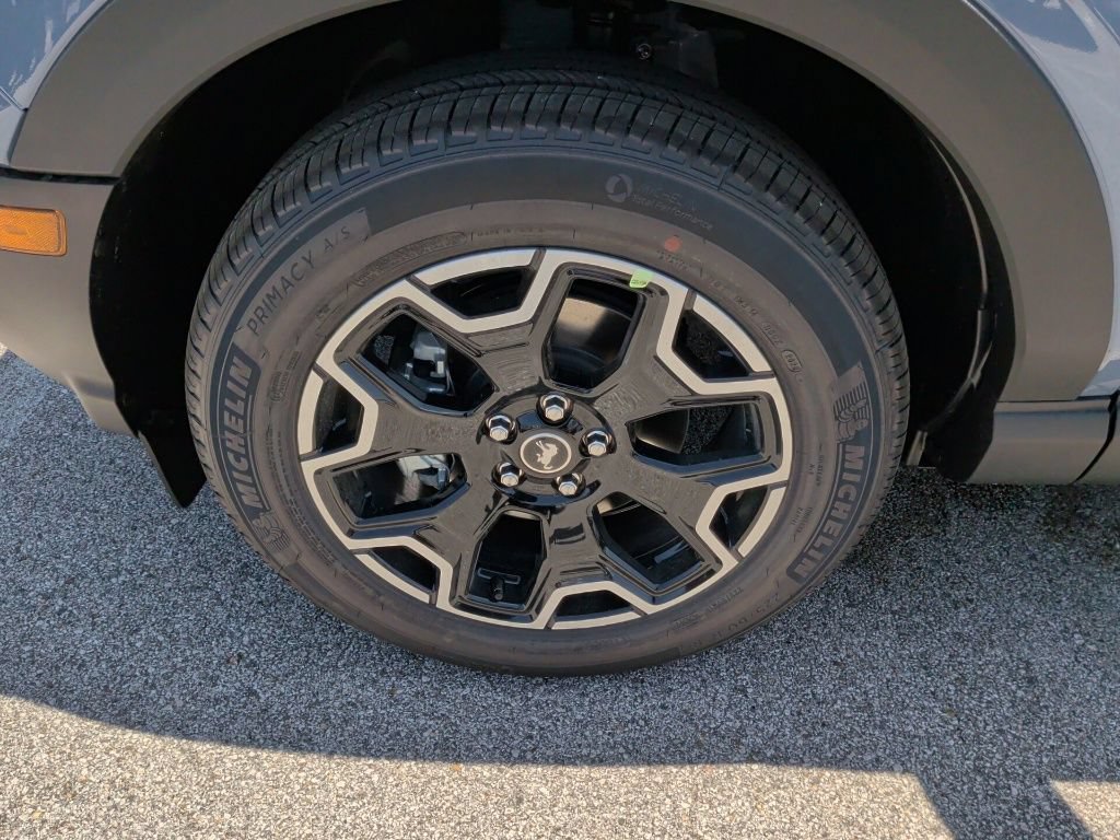 New 2026 Ford Bronco Sport Outer Banks w/ Outer Banks Tech Package+ AWD/4WD image 42