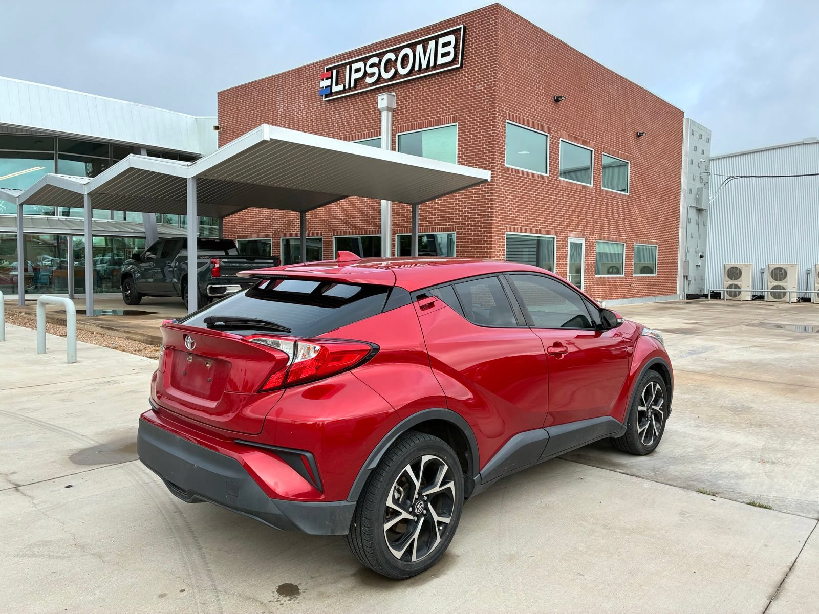 Used 2020 Toyota C-HR XLE FWD image 10