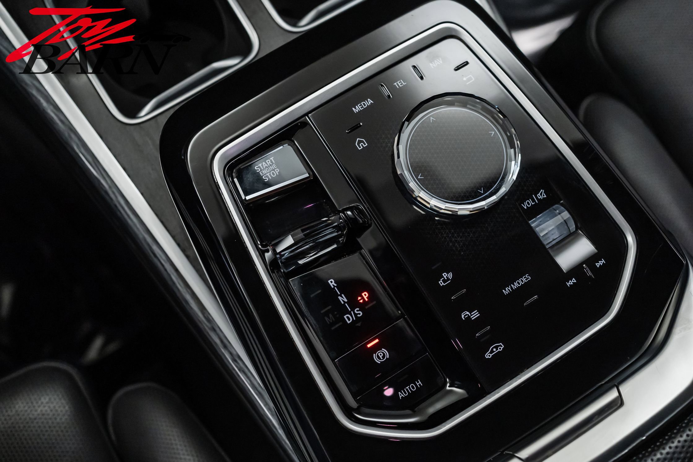 Used 2024 BMW 760i xDrive w/ Executive Package image 42