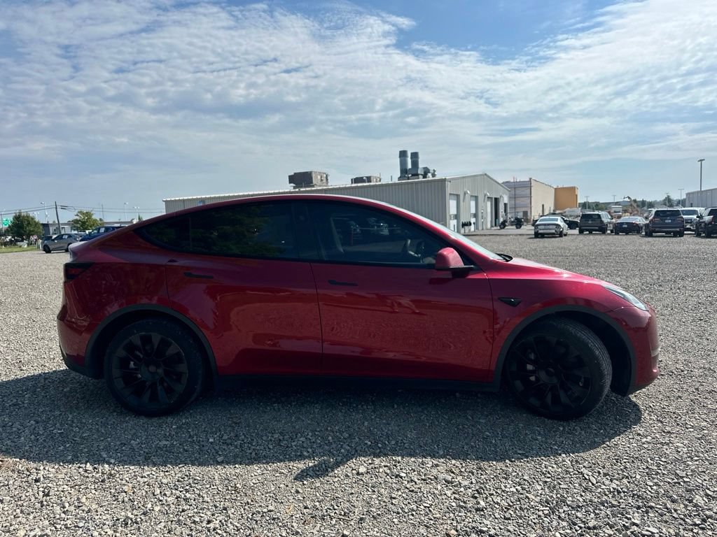 Used 2024 Tesla Model Y Long Range AWD/4WD image 12