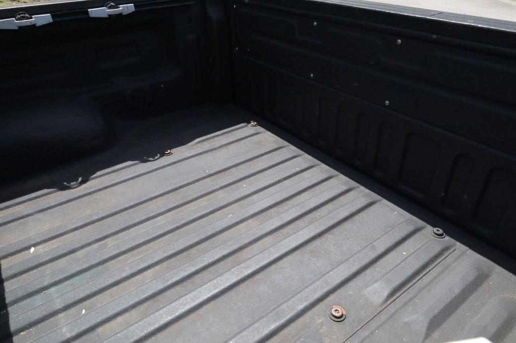 Used 2014 Toyota Tundra SR5 w/ SR5 Upgrade Package RWD image 14