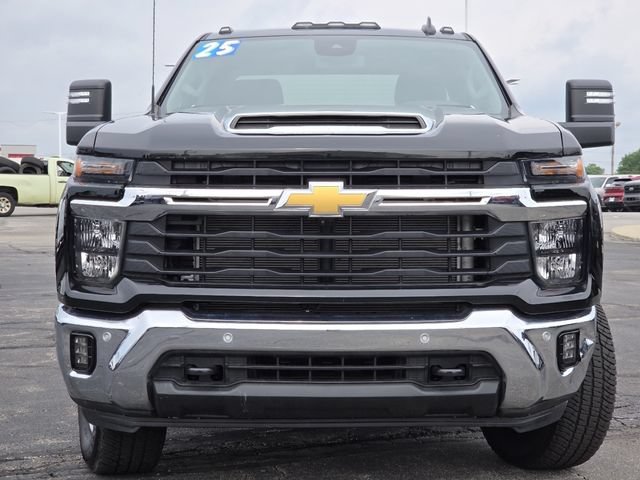 Used 2025 Chevrolet Silverado 2500 LT w/ All Star Edition AWD/4WD image 13