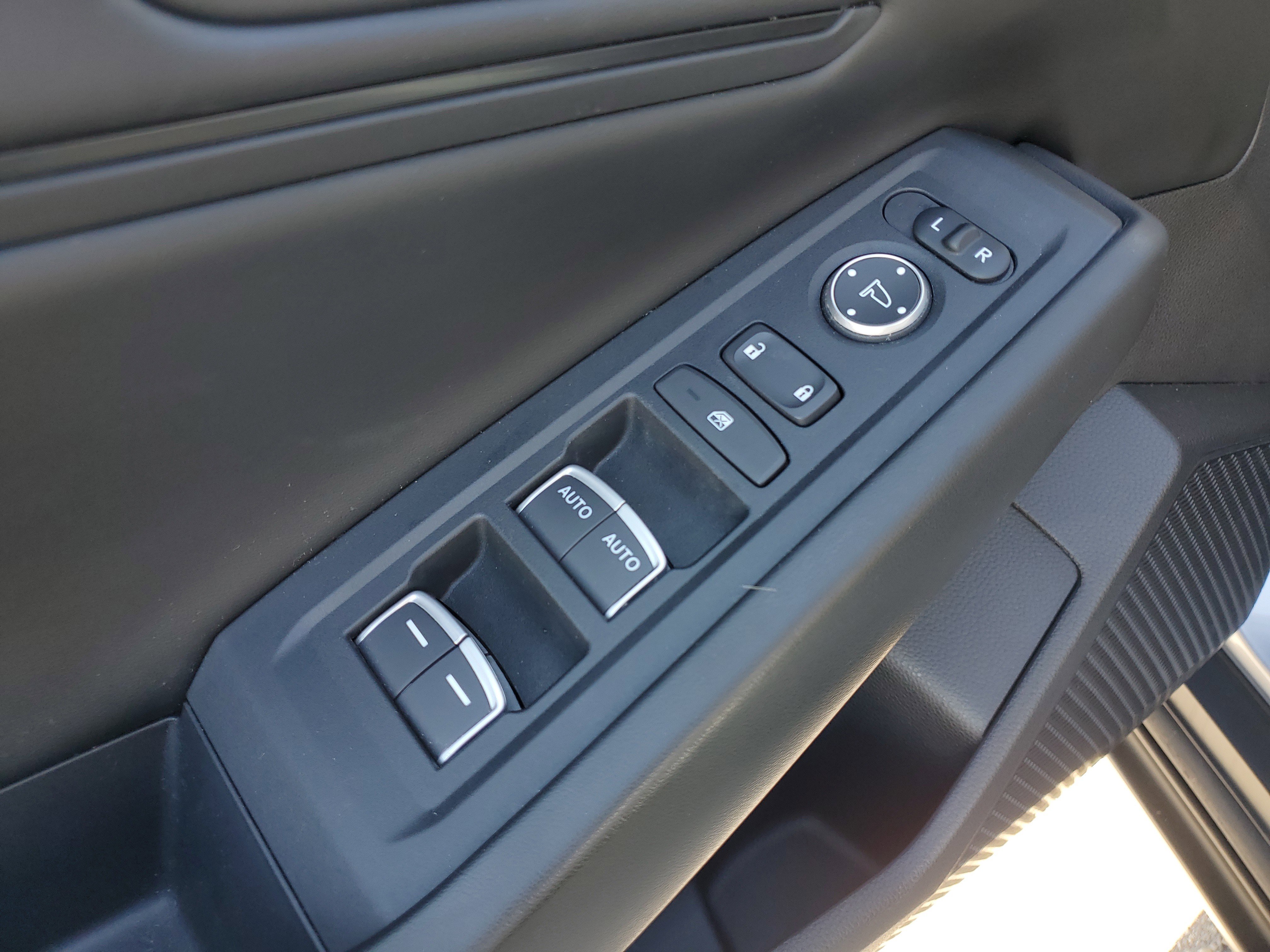 Used 2024 Honda Accord EX image 27