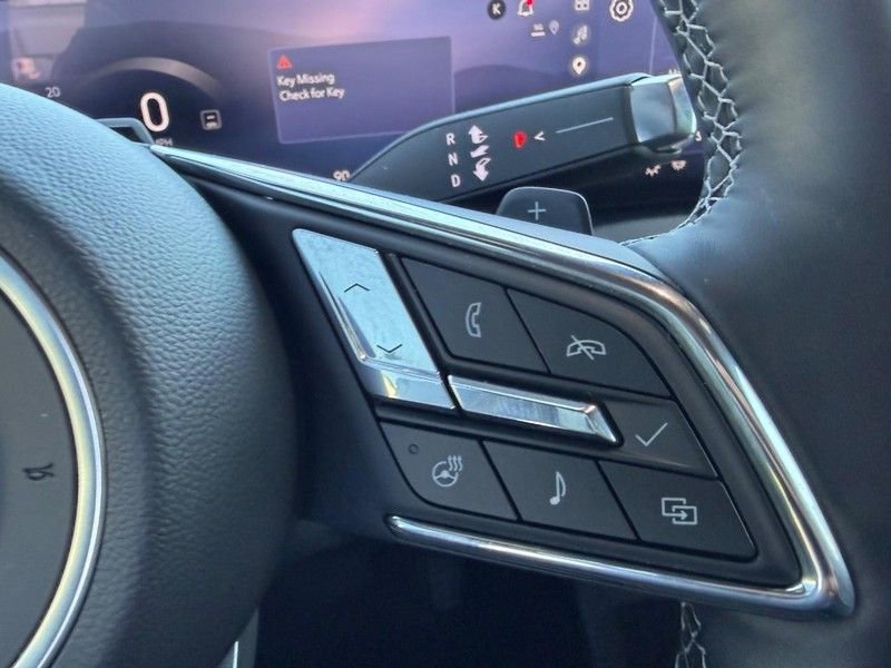 Used 2025 Buick Enclave Sport Touring w/ Super Cruise Package FWD image 14