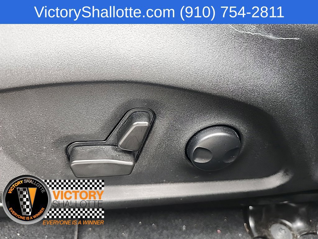 Used 2022 Jeep Compass Latitude w/ Sun and Sound Group AWD/4WD image 18