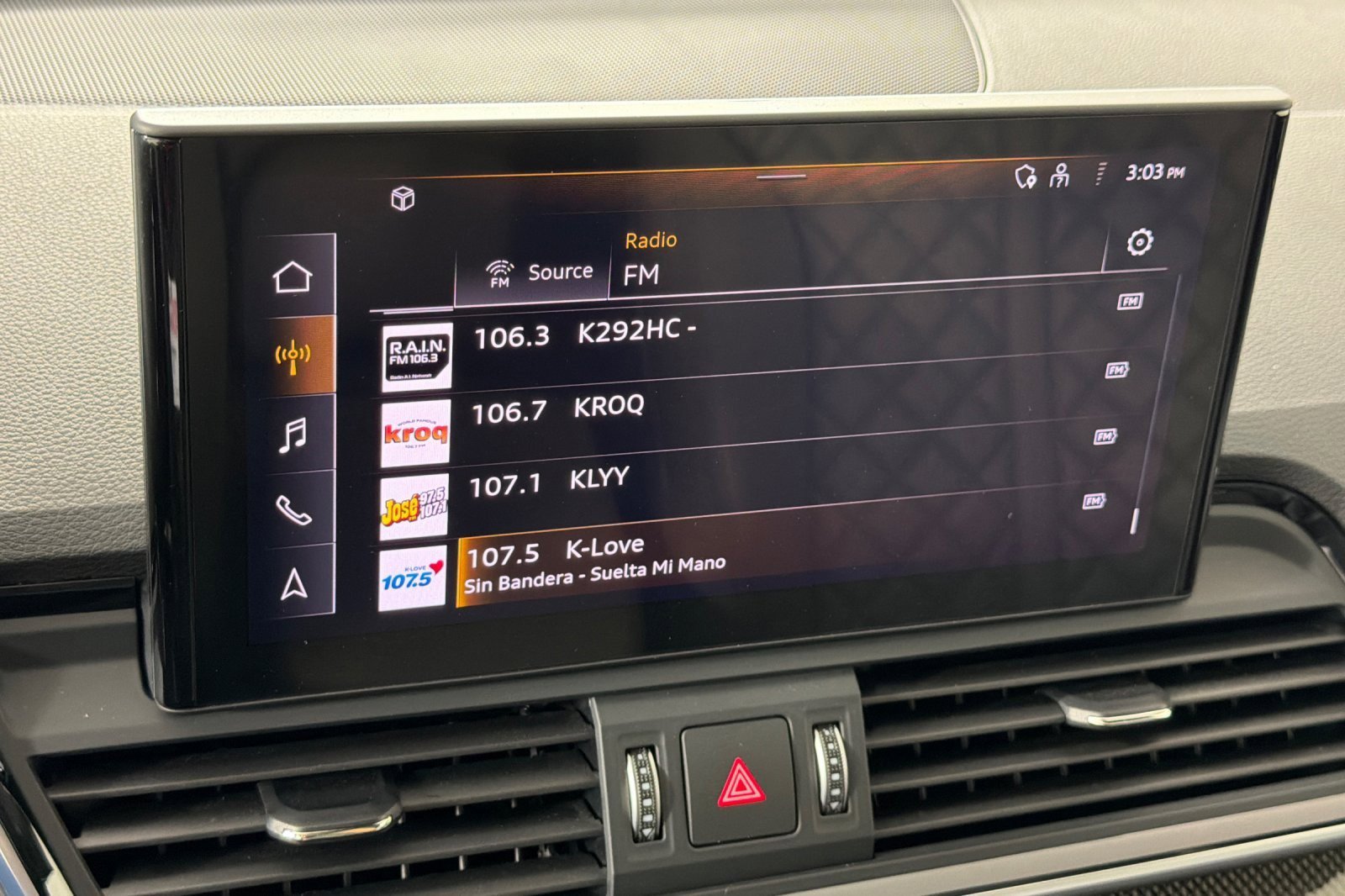 Used 2023 Audi SQ5 Premium Plus w/ Premium Plus Package image 17